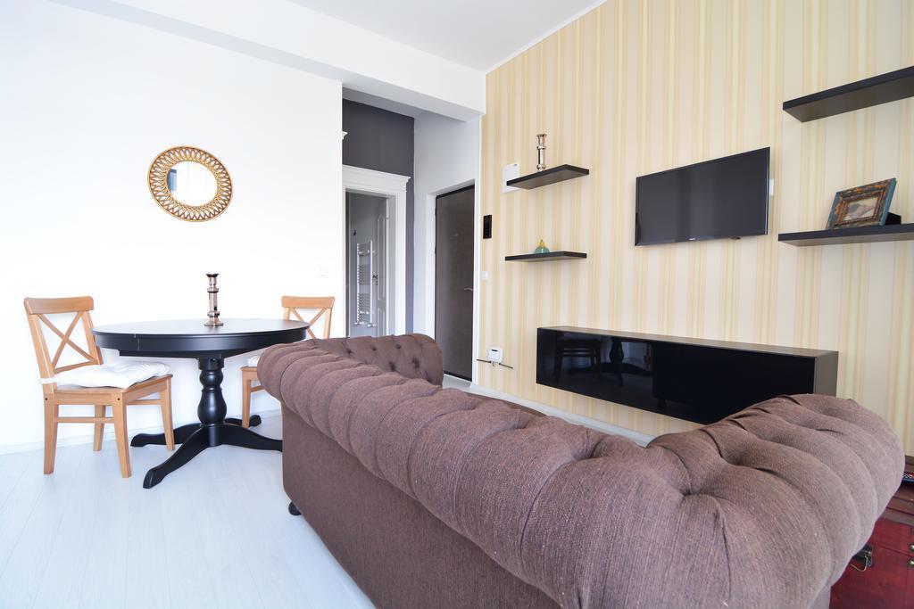 Imperia By Zev Apartments Неводарі Екстер'єр фото
